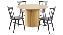 YALE-ruokapöytä 4:llä mustalla IINA-pinnatuolilla