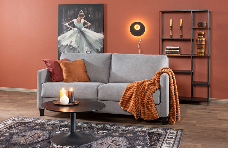 Päivällä vuodesohva on kuin mikä tahansa olohuoneen sohva.