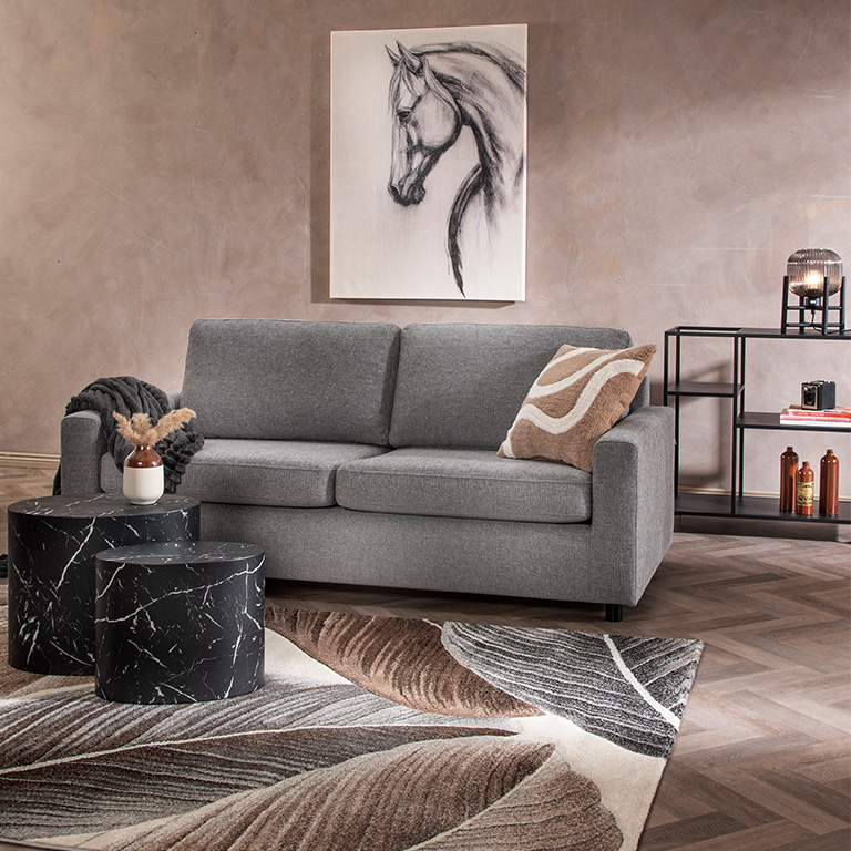 Kun sisustuksen v&auml;rit pit&auml;&auml; yhten&auml;isen&auml;, tulee lopputuloksesta rauhallinen ja kodikas.