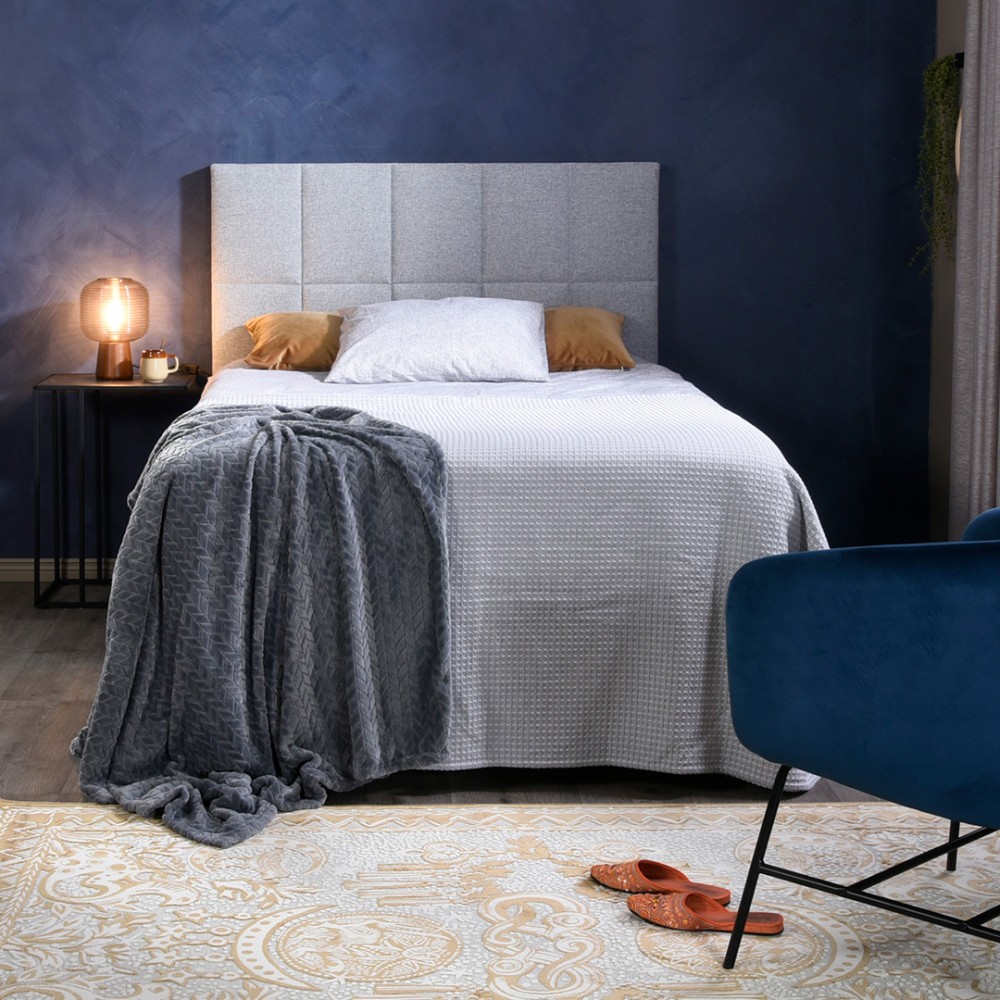 Pienen makuuhuoneen sisustus
Miten sisustaa pieni makuuhuone, jos sinne pit&auml;isi mahtua paris&auml;nky, vaatekaappi ja ty&ouml;pistekin?&nbsp;
Lue lis&auml;&auml;