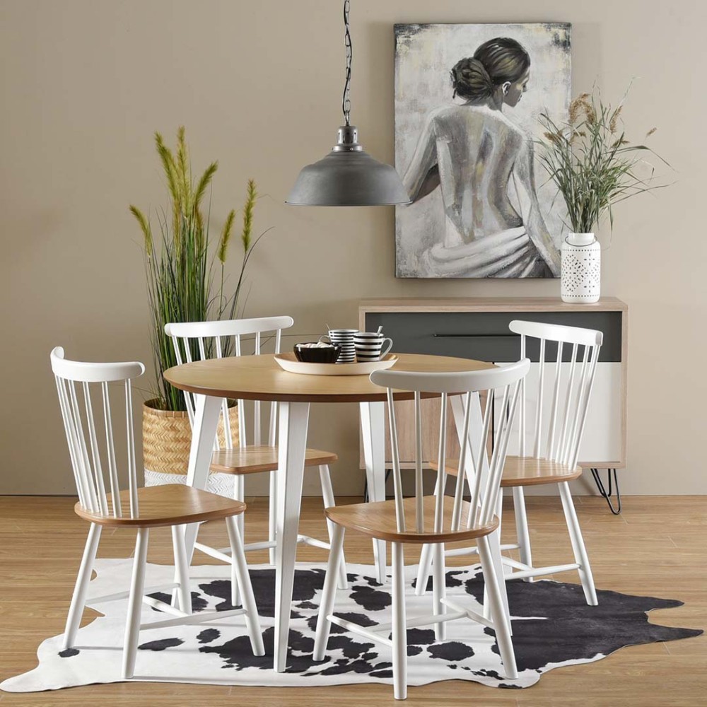 Ruokailutilan suunnittelu perheen yhteistä ruokailuhetkeä varten
Panostamalla ruokailutilan suunnitteluun ja kalusteisiin luot otollisen ympäristön perheen yhteiselle ruokailuhetkelle. Lue Sotkan ammattilaisten vinkit!
LUE LISÄÄ