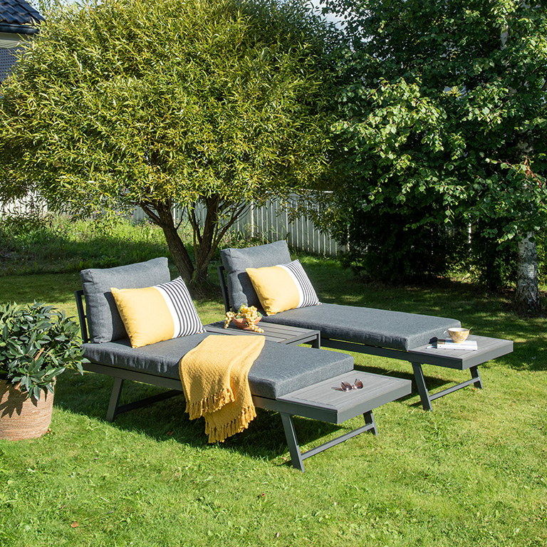 Sisustustrendit 2026: Ulko-ja puutarhakalusteet
Olet kalustamassa sitten terassia tai parveketta, lue t&auml;&auml;lt&auml; Sotkan vinkit ulkotilojen sisustamiseen tulevalle kes&auml;lle!
LUE LIS&Auml;&Auml;